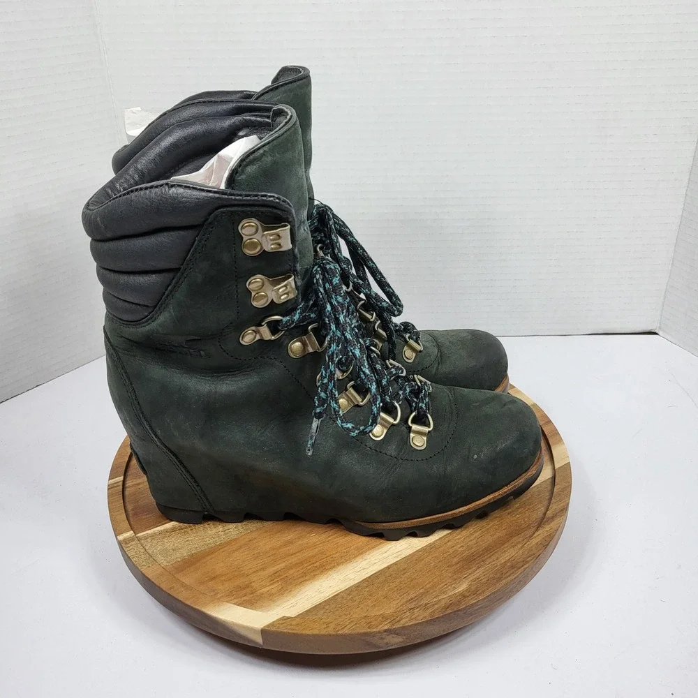 Sorel Joan of Arctic Wedge II Women 8 Green Waterproof Nubuck‎ LL5333-011